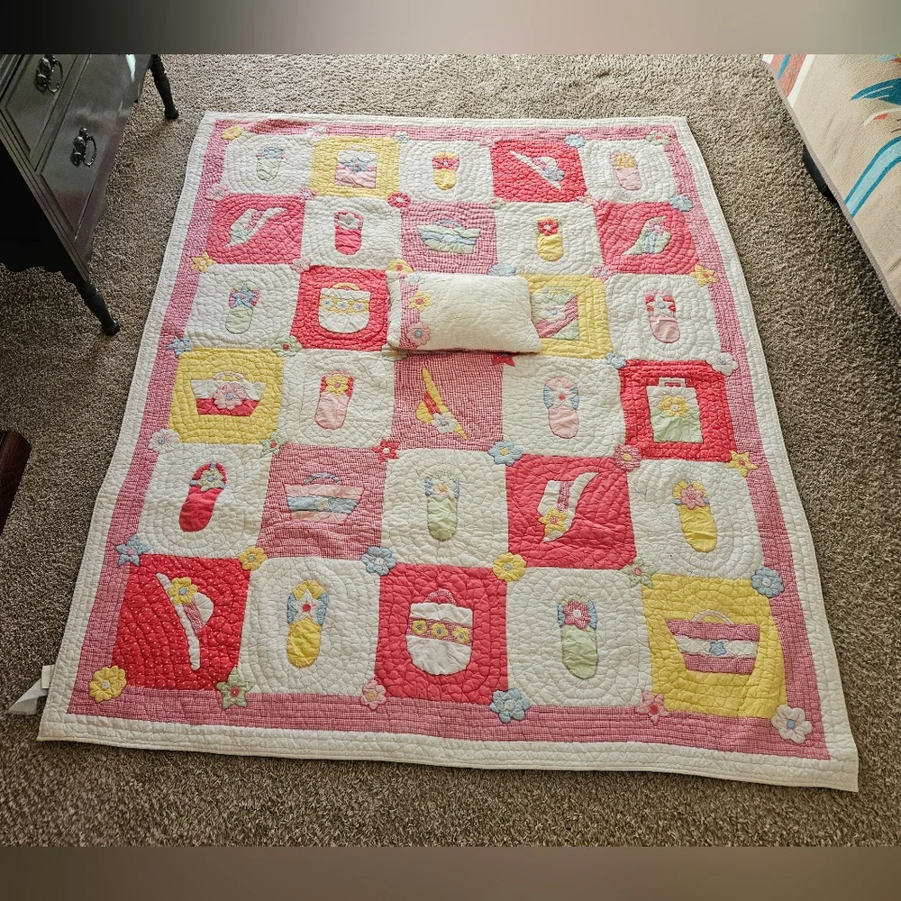Pottery Barn Kids Girl's Patchwork Quilt 66×82 Twin Size Blanket & Pillow Set
